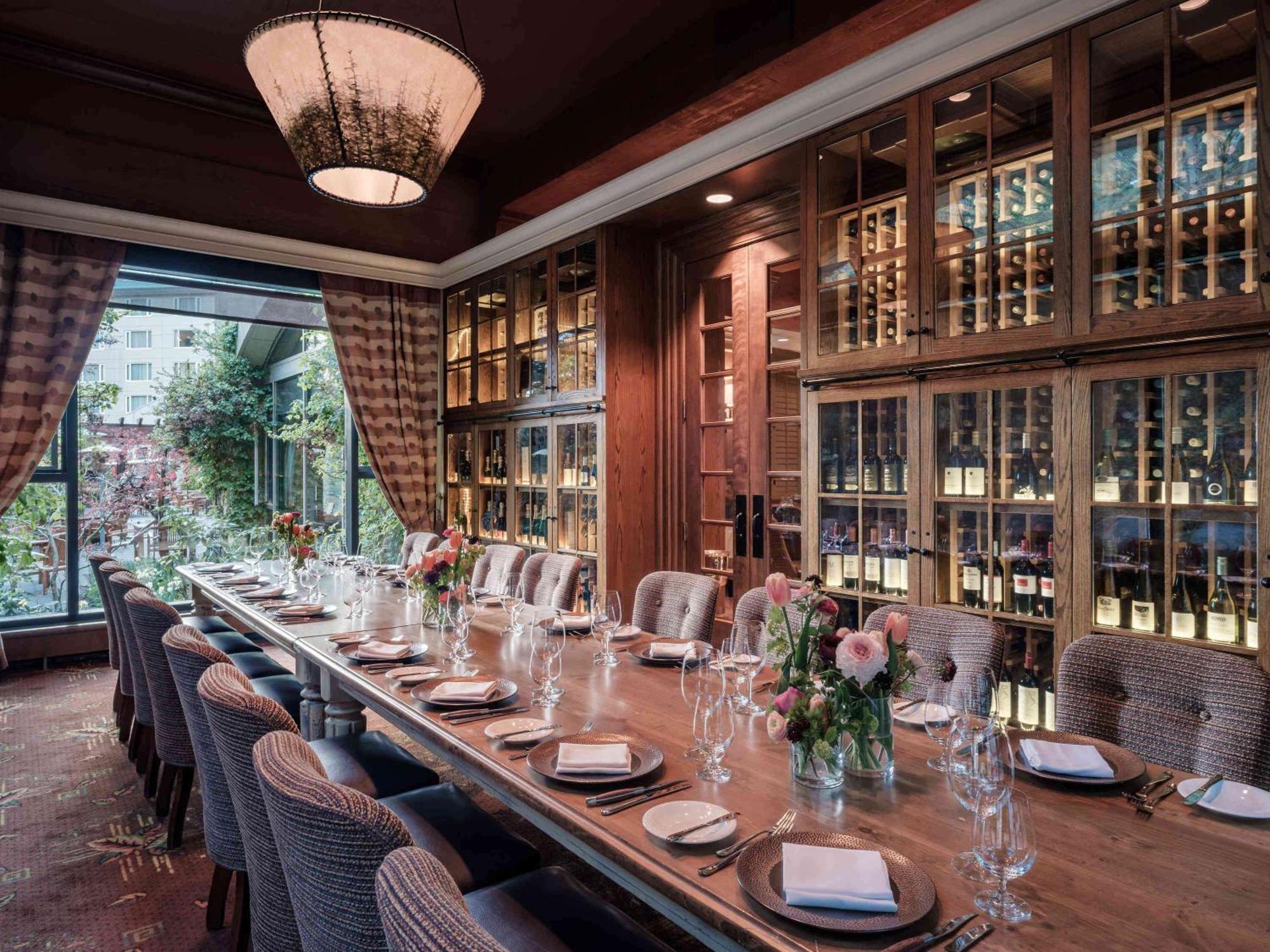 Fairmont Chateau Whistler Bagian luar foto